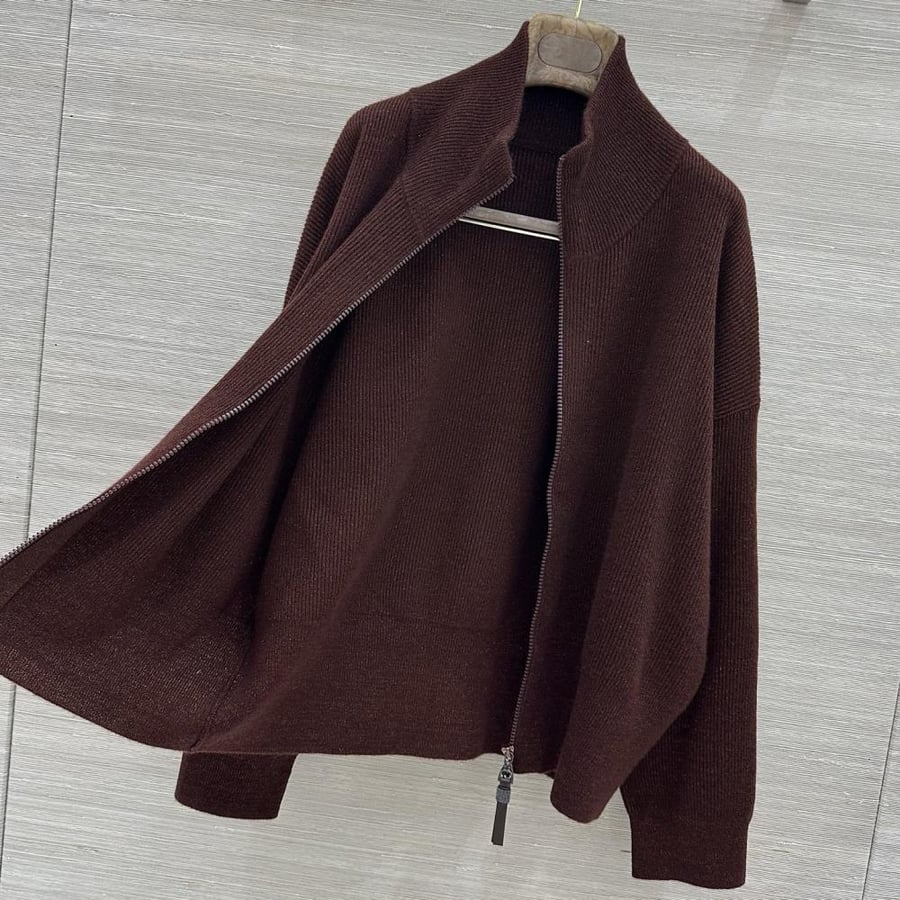 طقم Brunello cucinelli
