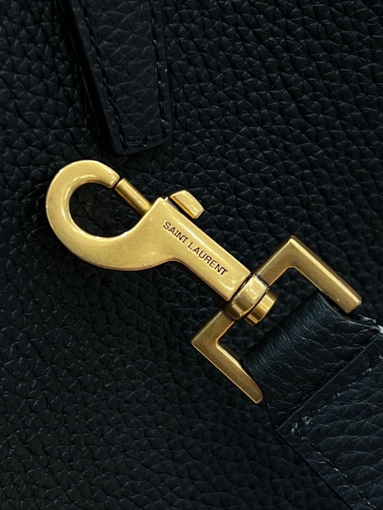 شنطة سان لوران Bucket Saint Laurent