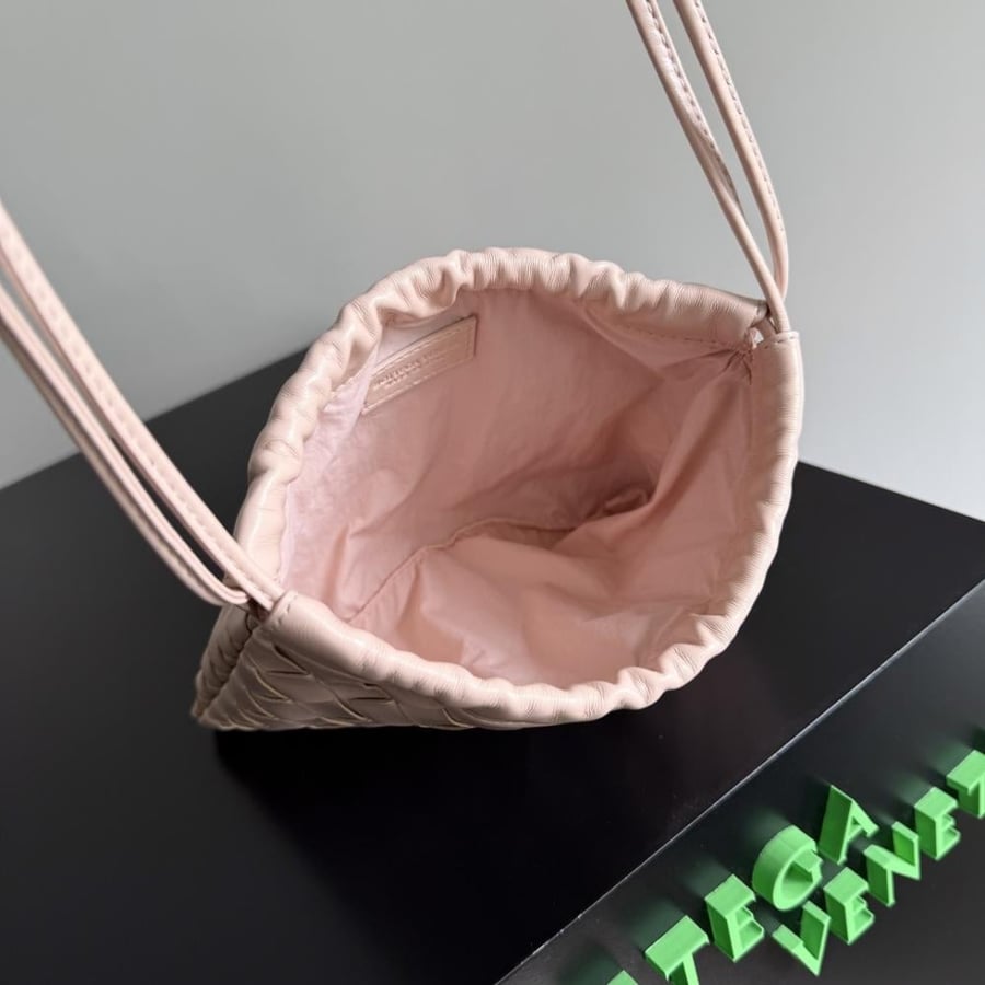 شنطة بوتيغا Mini Dustbag