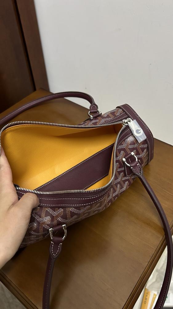 شنطة جويارد Goy bonbonniere goyard