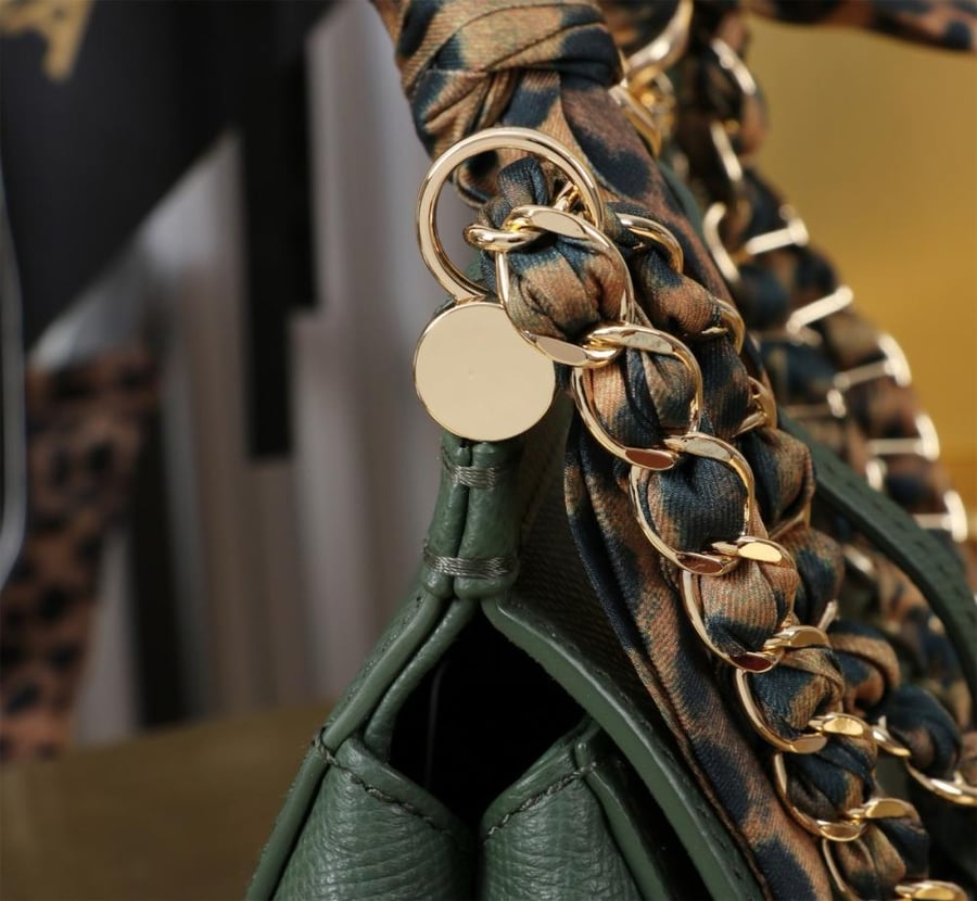 شنطة دولتشي اند غابانا  Small Sicily handbag