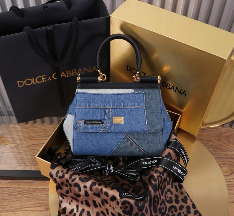 . شنطة دولتشي اند غابانا Medium Sicily handbag