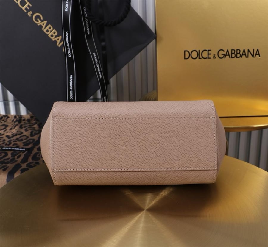 شنطة دولتشي اند غابانا Small Sicily handbag