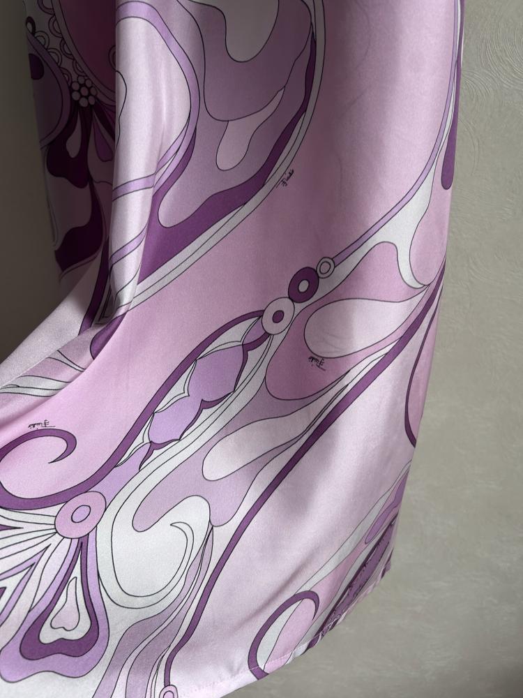 بنطلون Pucci.