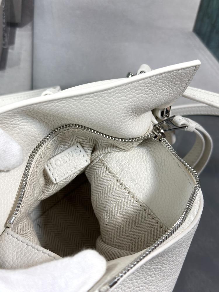 Loewe Puzzle Edge Mini bag
