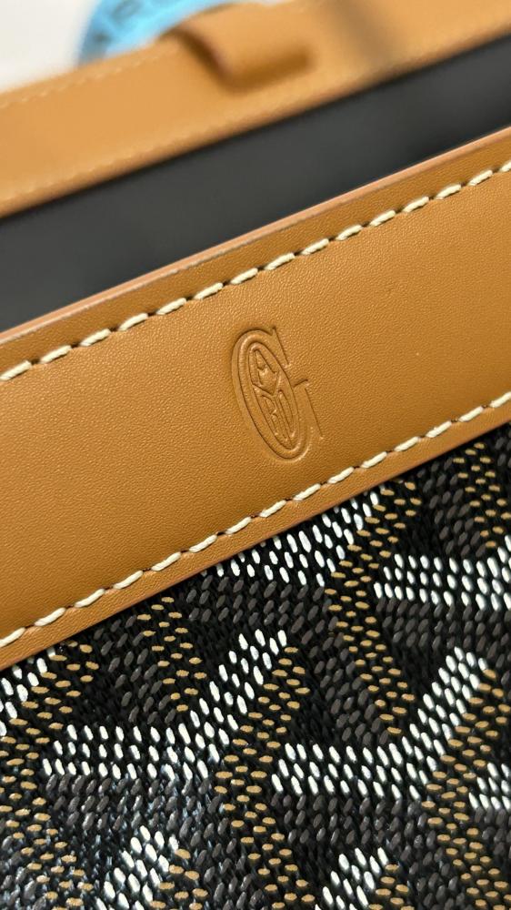 شنطة جويارد Bellchass Goyard