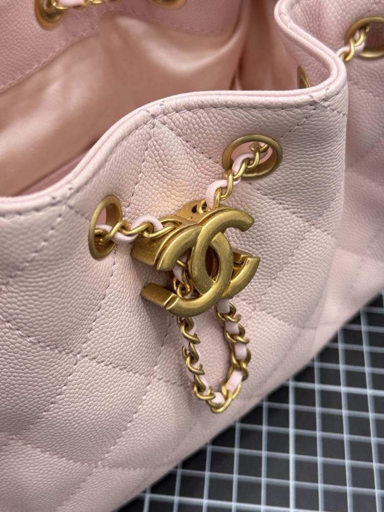 شنطة شانيل Mini hopo bag 22cm