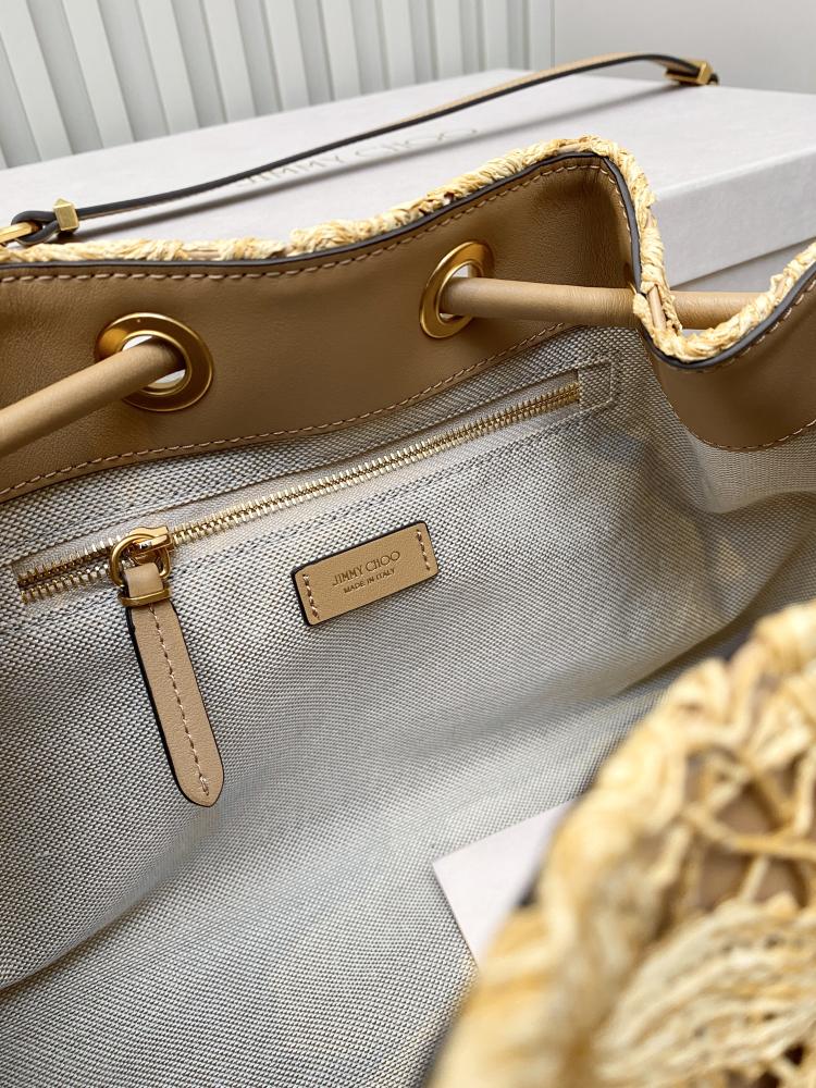 شنطة جيمي تشو JIMMY CHOO
