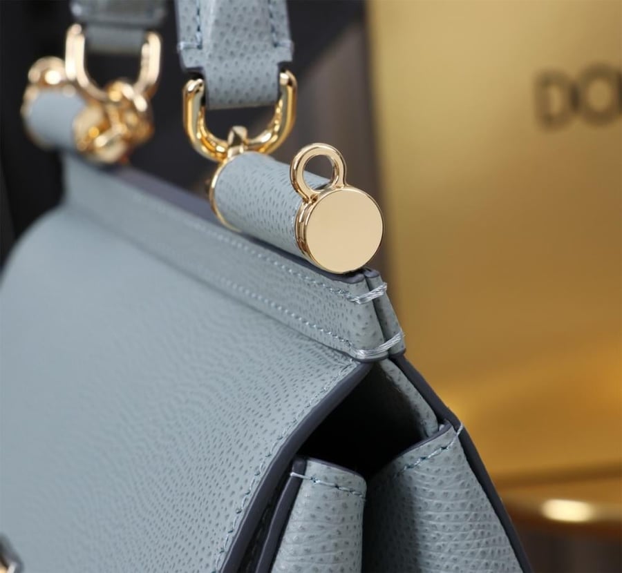 شنطة دولتشي اند غابانا Small Sicily handbag