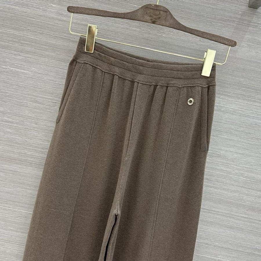 طقم Brunello cucinelli