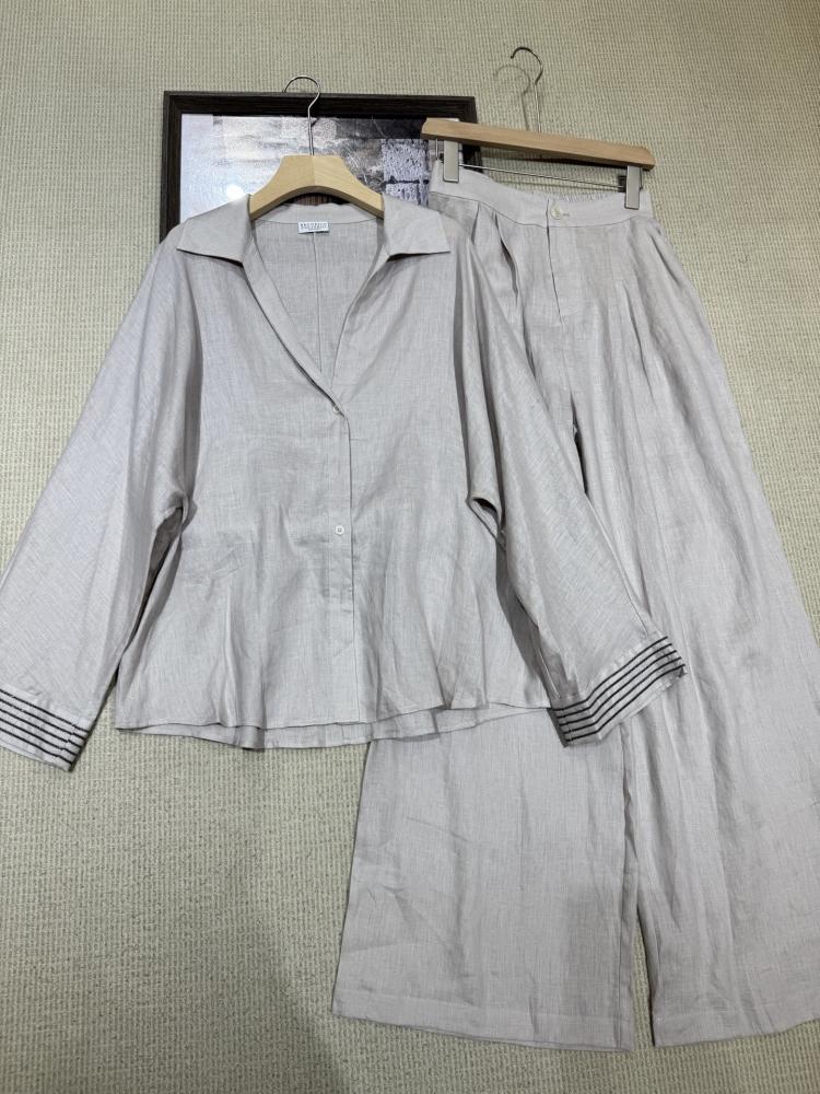 طقم Brunello cucinelli