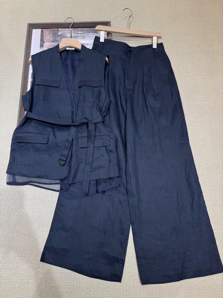 طقم Brunello cucinelli