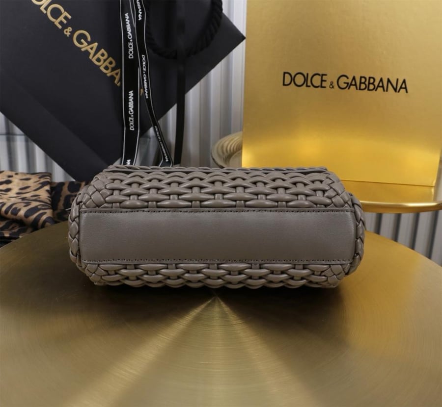 شنطة دولتشي اند غابانا Small Sicily handbag
