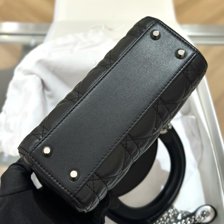 شنطة ديور Lady Dior مقاس 17cm