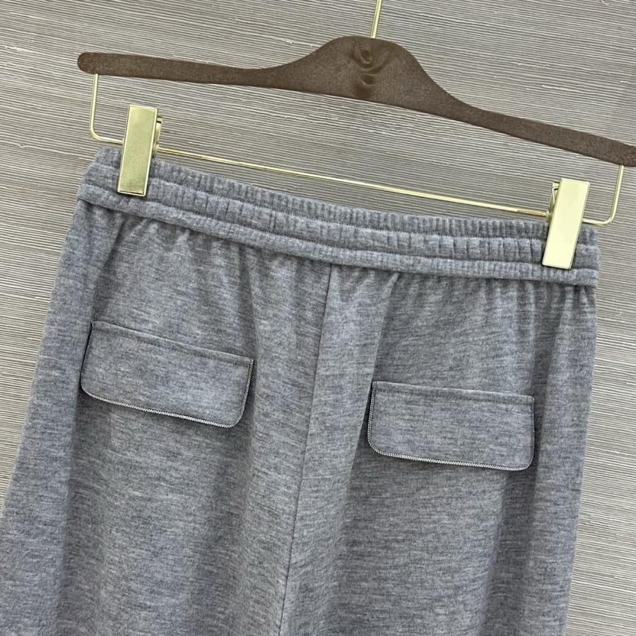 طقم Brunello cucinelli