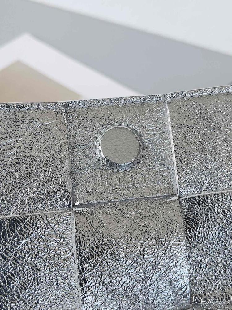 شنطة بوتيغا Mini Cassette مقاس 12cm