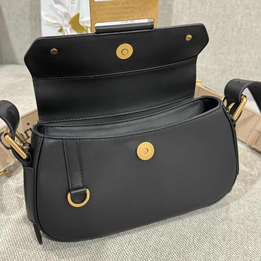 شنطة ديور D-street مقاس 24cm