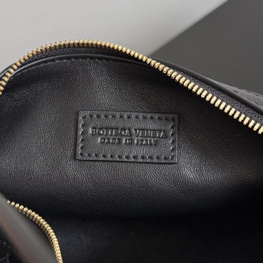 شنطة بوتيغا Nodo Bottega