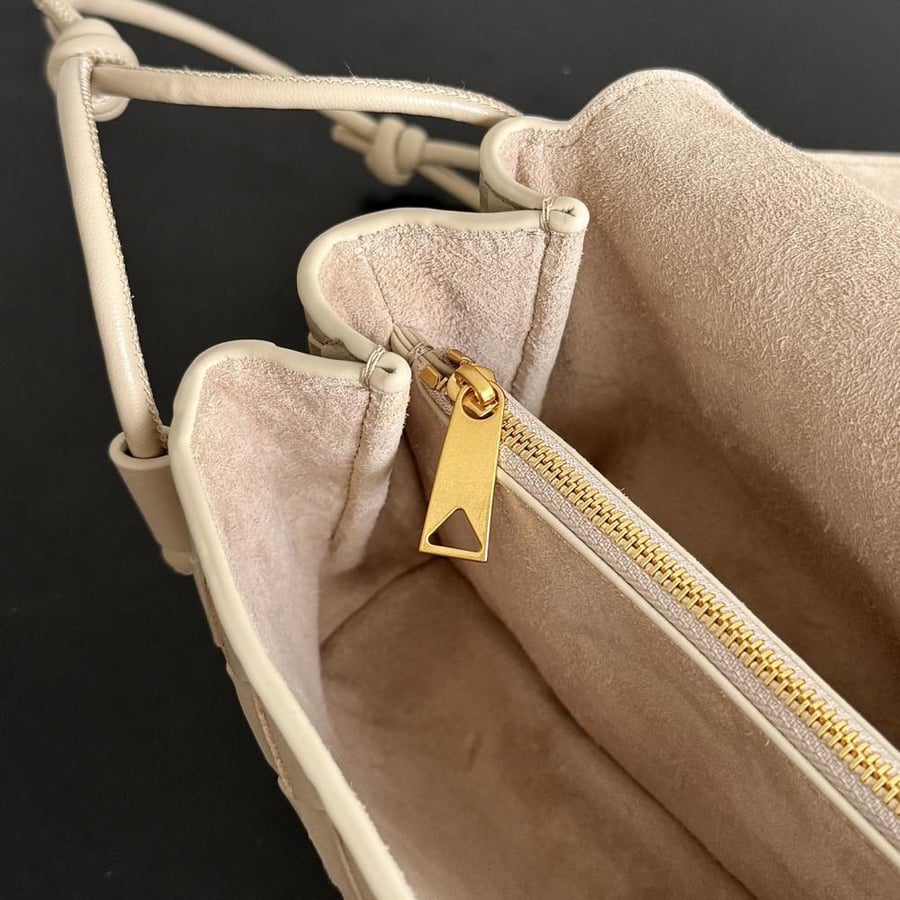 شنطة بوتيغا Nutturno Bottega