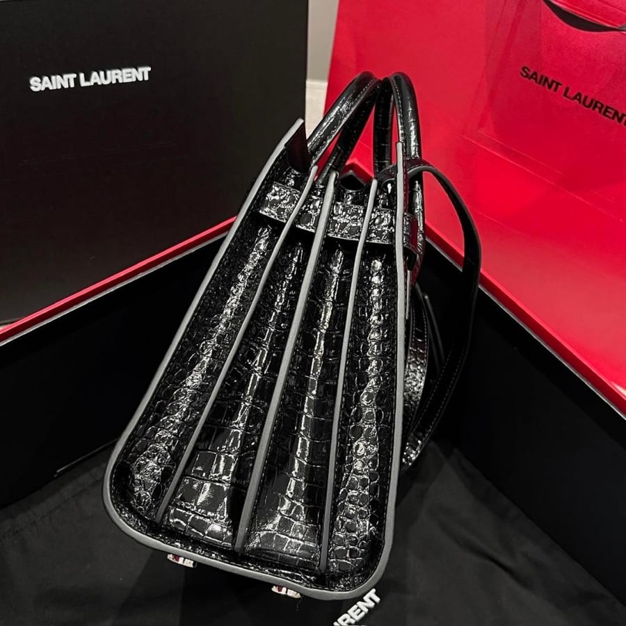 شنطة سان لوران  Sac De Jour Baby