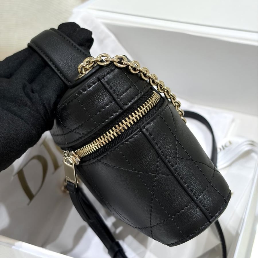 شنطة ديور Vanity Dior