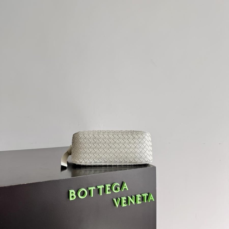 شنطة بوتيغا Nodo Bottega