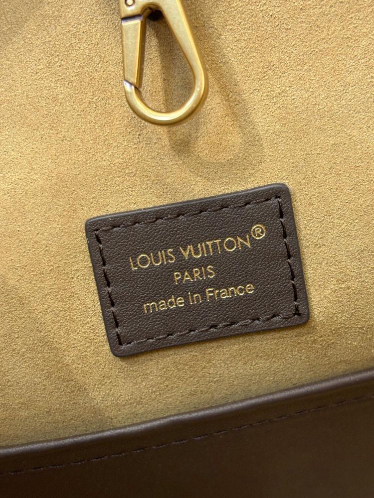 شنطة لويس فيتون Louis Vuitto