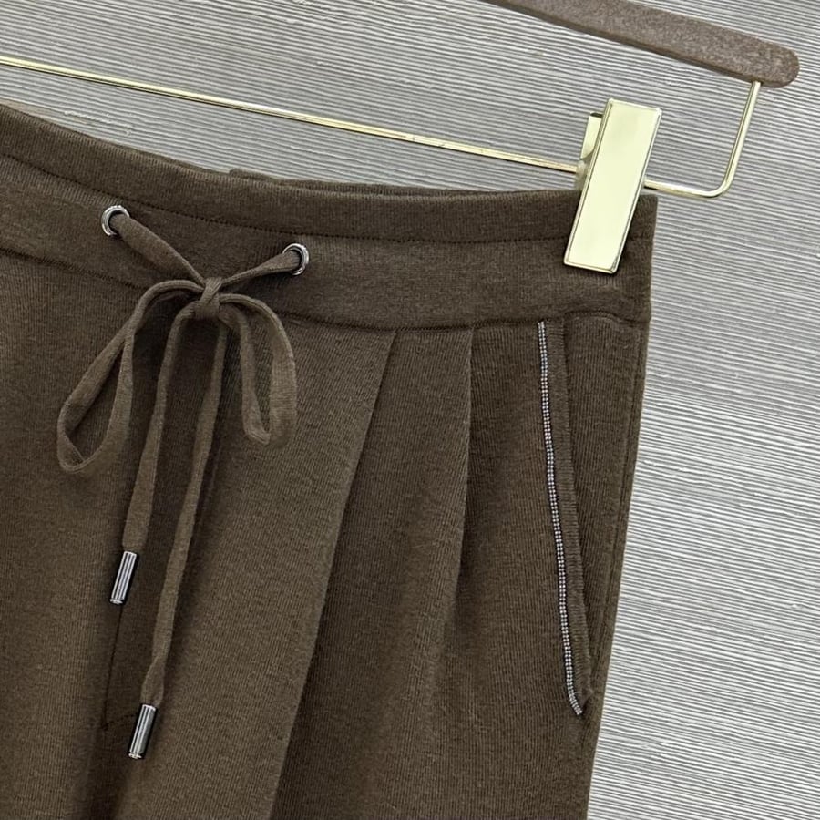 طقم Brunello cucinelli