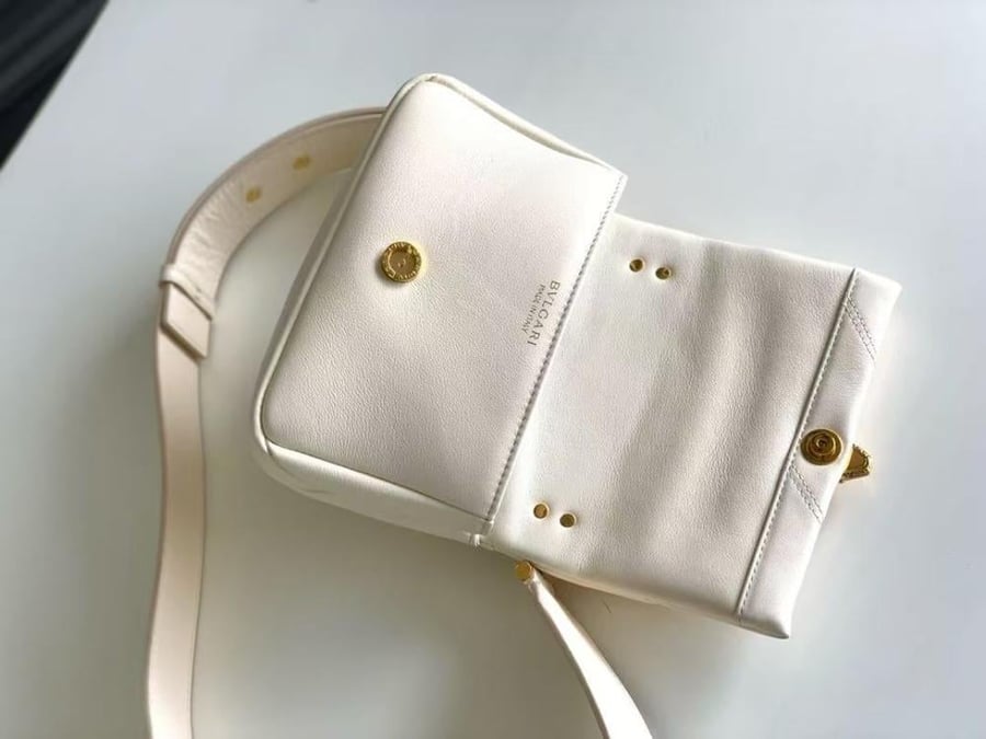 شنطة بولغاري Serpenti Cobochon مقاس 18cm