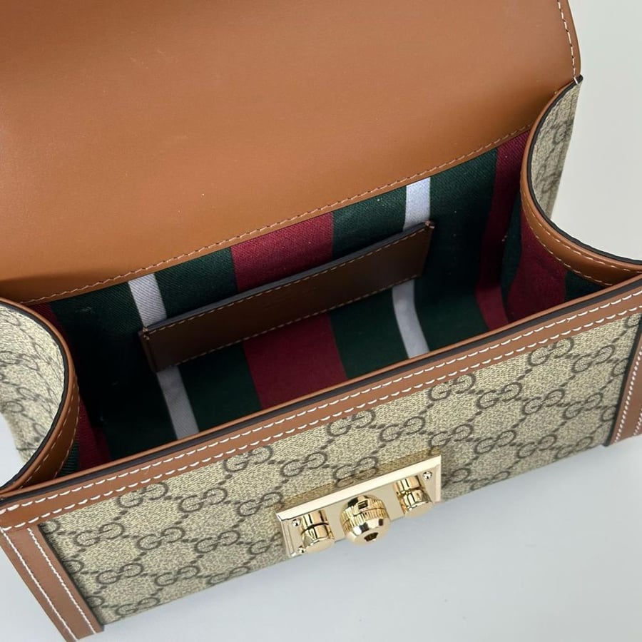 شنطة غوتشي مقاس 20cm
