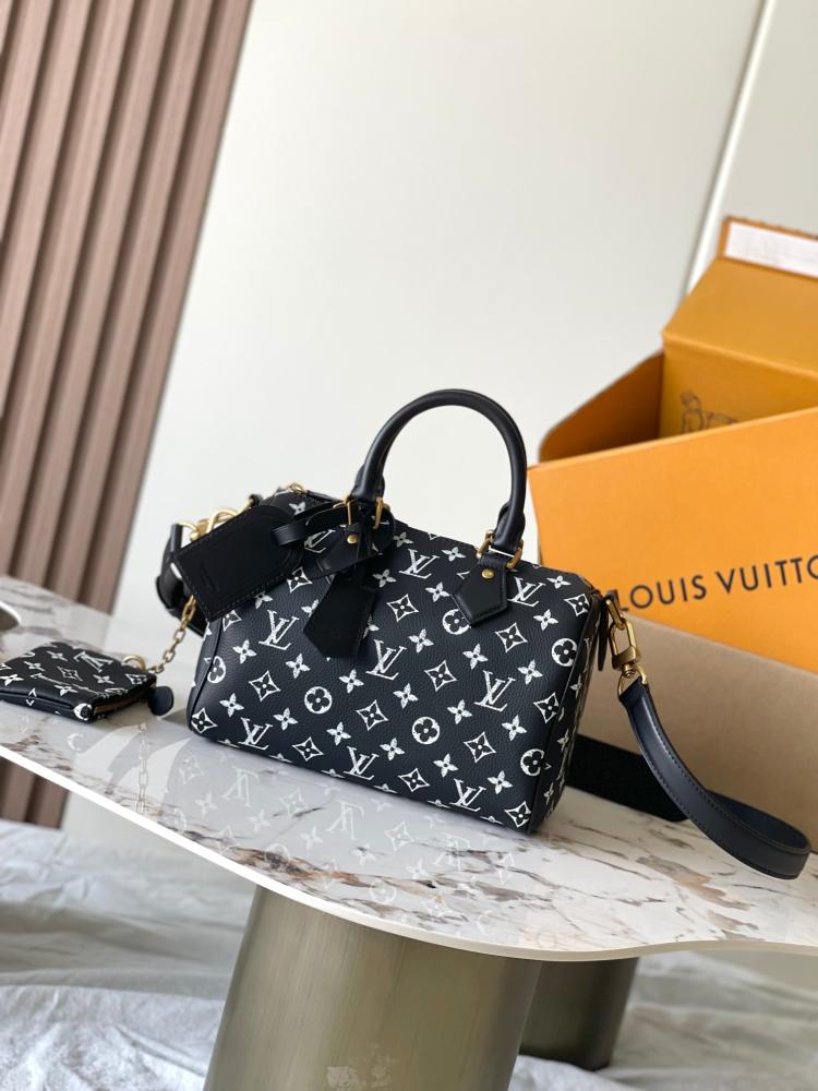 شنطة لويس فيتون Louis Vuitto