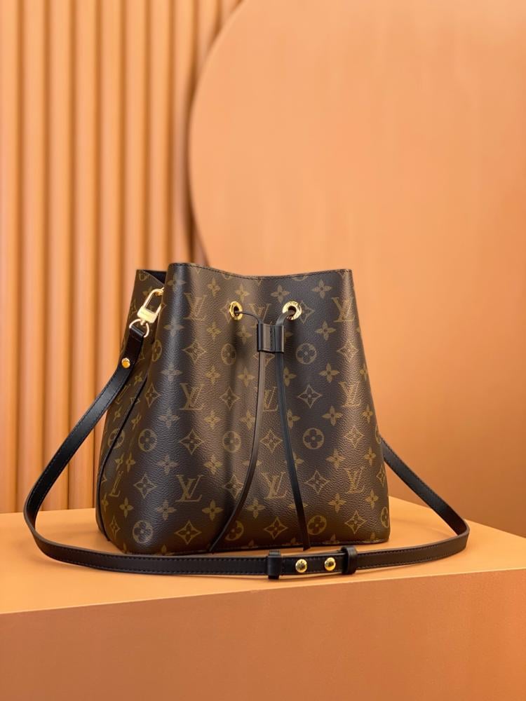 شنطة لويس فيتون Neonoe Louis Vuitto