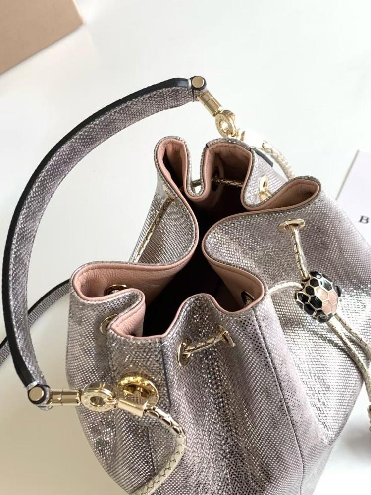 شنطة بولغاري Serpenti Forever مقاس 16cm