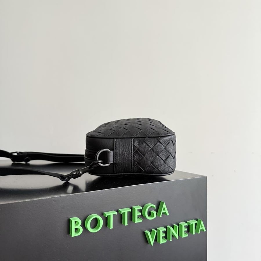 شنطة بوتيغا Camera Bag Bottega