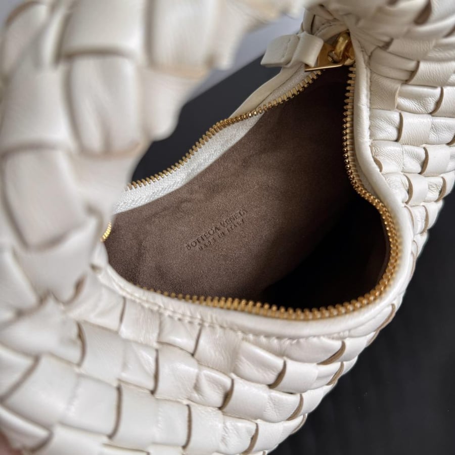 شنطة بوتيغا Baby Veneta Bottega