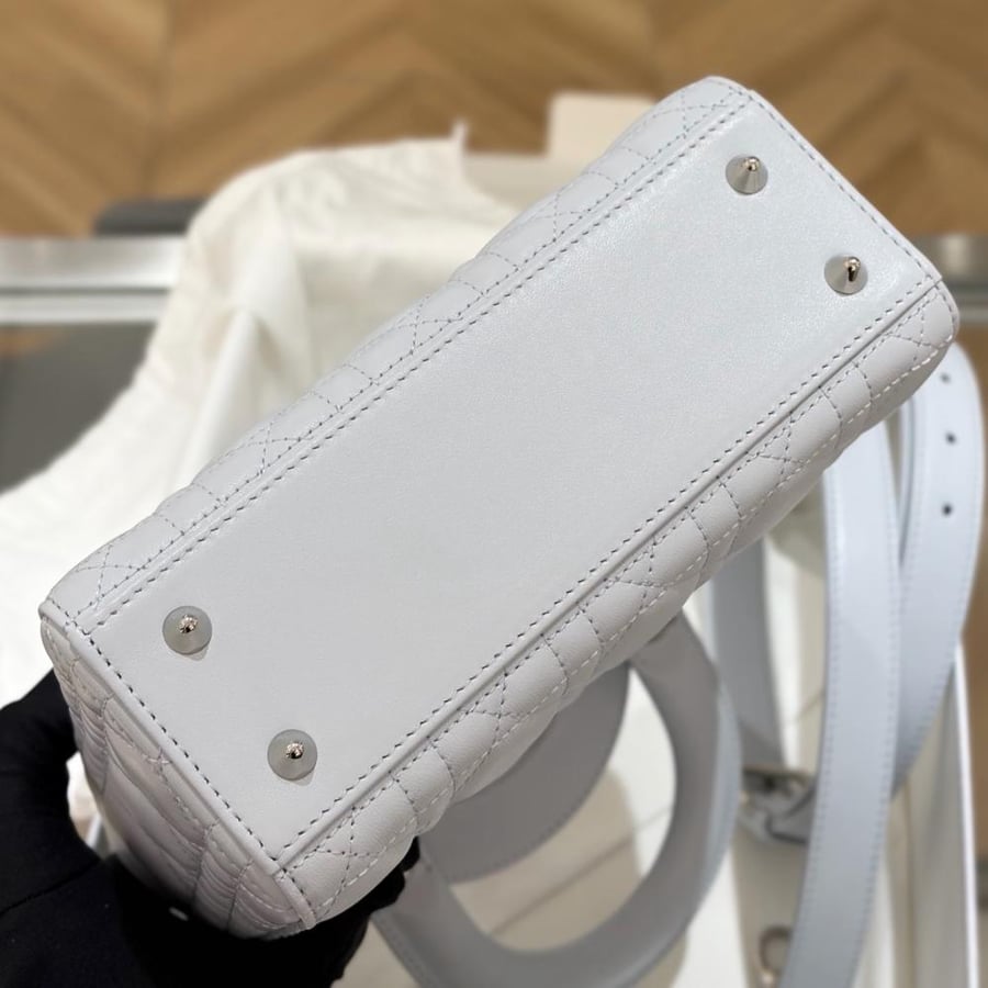 شنطة ديور Dior