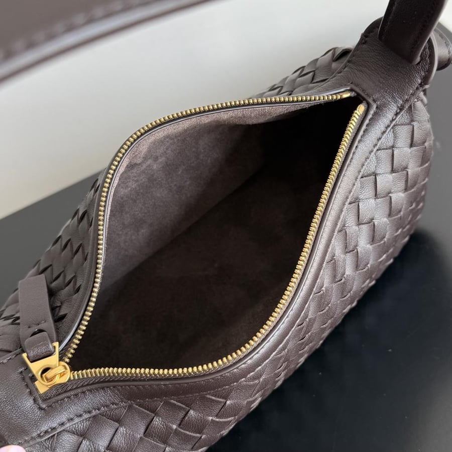 شنطة بوتيغا Nodo Bottega