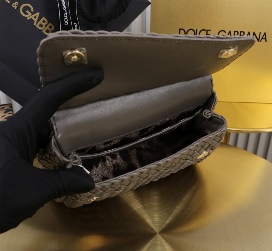 شنطة دولتشي اند غابانا Small Sicily handbag
