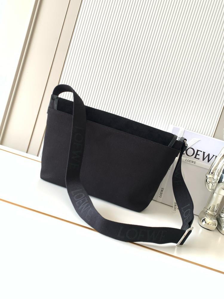 شنطة لويفي Flex Loewe