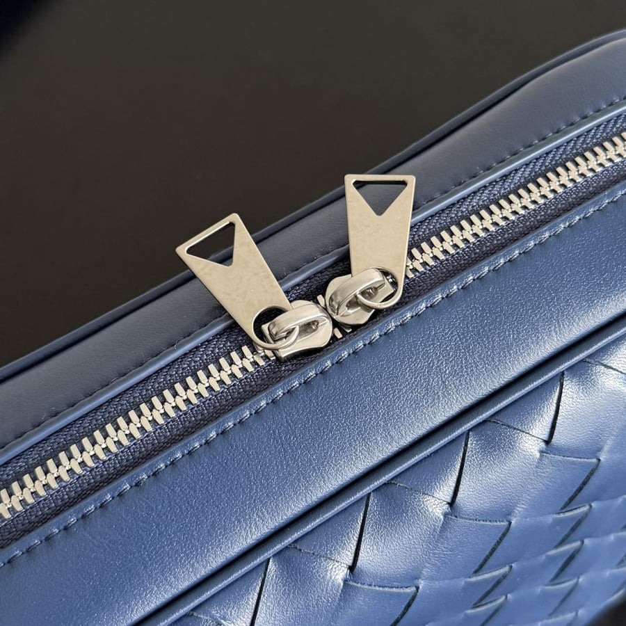 شنطة بوتيغا Camera Bag Bottega