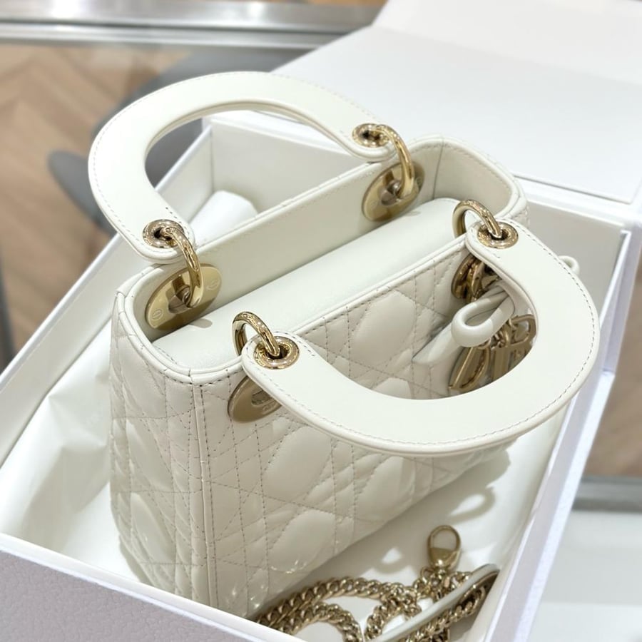 شنطة ديور Lady Dior مقاس 17cm