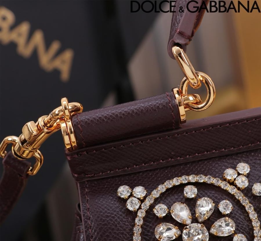 شنطة دولتشي اند غابانا Small Sicily handbag