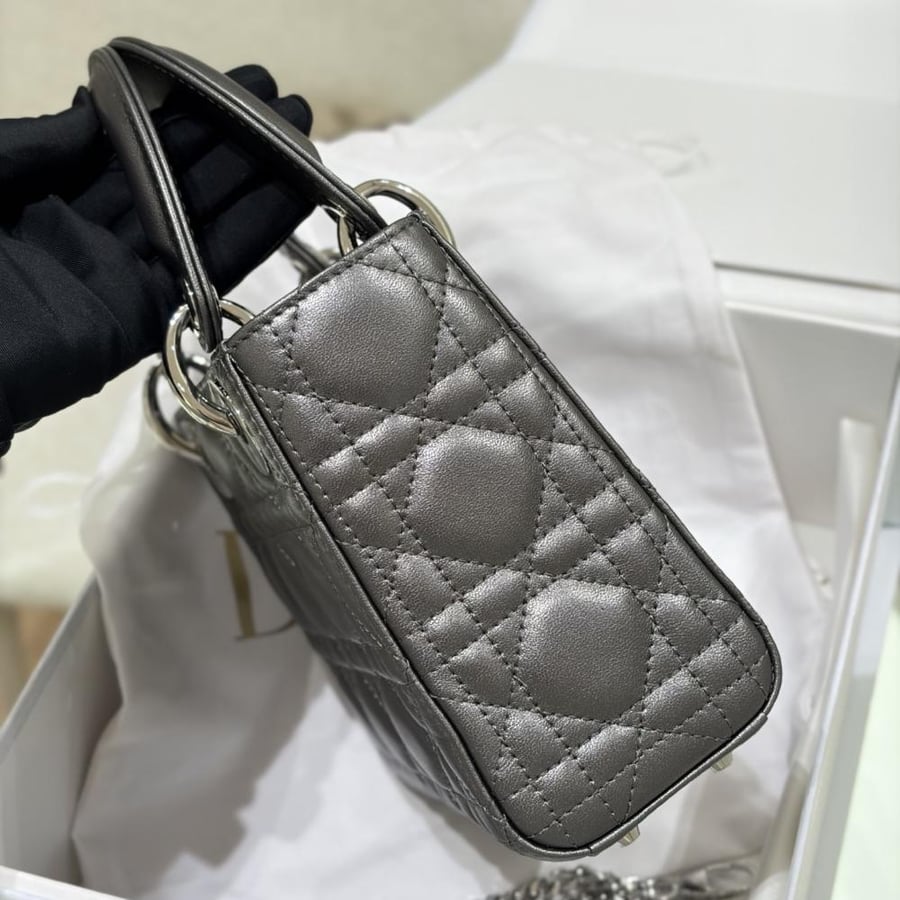 شنطة ديور Dior