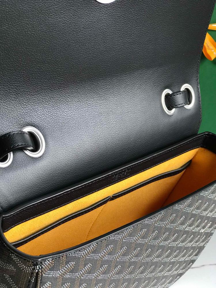 شنطة جويارد  233 bag  مقاس 25cm