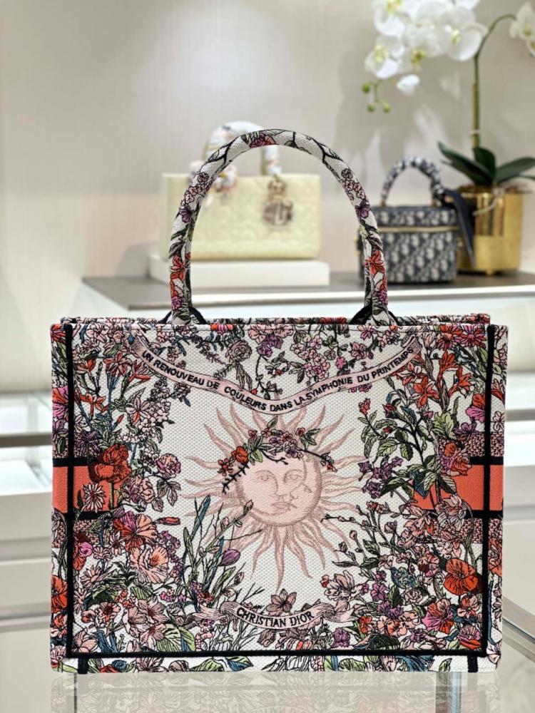 شنطة ديور CD-Tote مقاس cm36.5