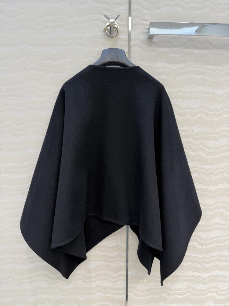 كاب MaxMara
