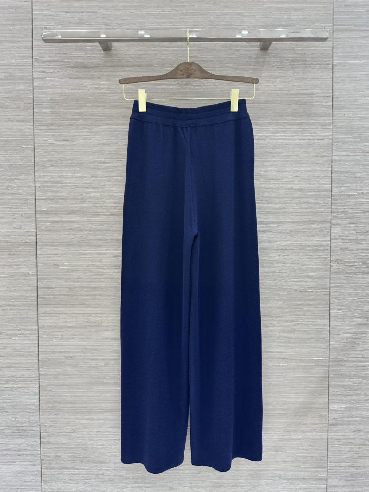 طقم Brunello cucinelli