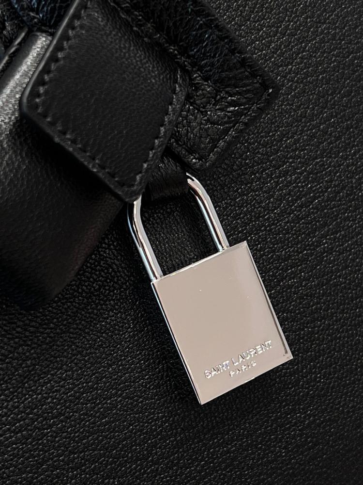 شنطة سان لوران Sac De Jour Baby Saint Laurent