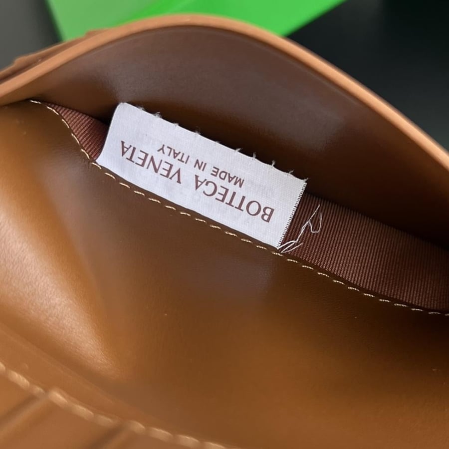 محفظة بوتيغا Sheep Leather bottega