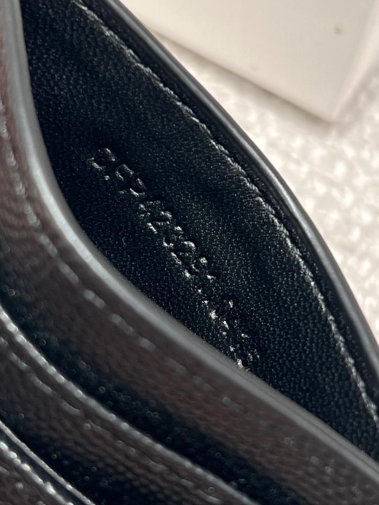 محفظة كارد هولدر سان لوران Saint Laurent
